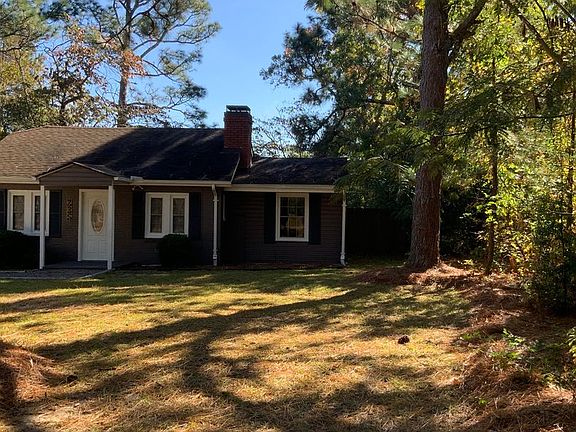 2nd image of 235 N Pecan St