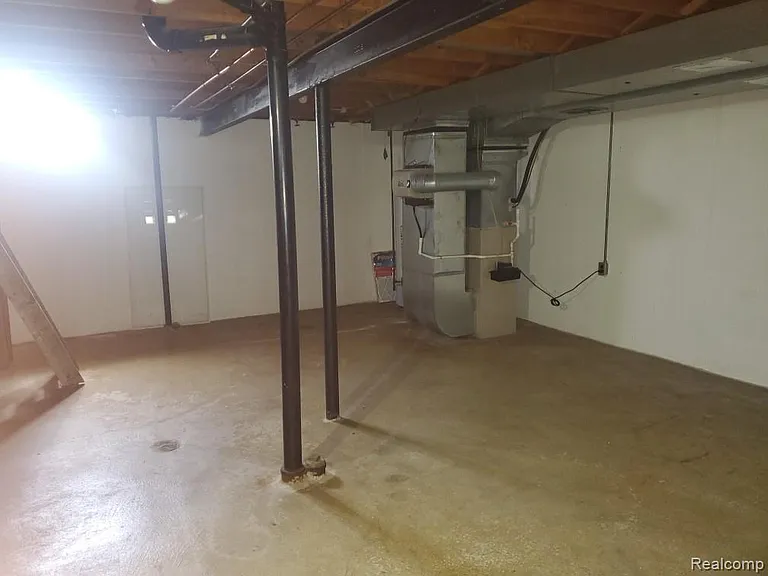 37515 Agar Dr — Photo 21