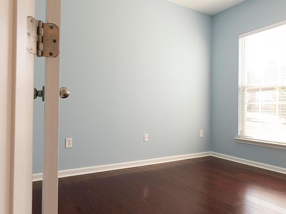 Guest or Office room