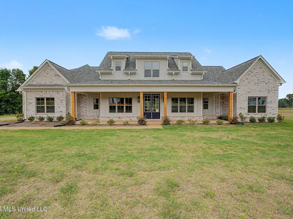 1541 Tributary Dr, Hernando, MS 38632