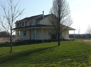 12952 W Point Rd, Mount Carroll, IL 61053