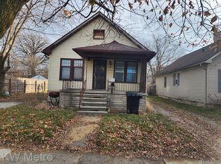 6366 Heyden St, Detroit, MI 48228