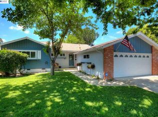 1349 Hillcrest Ave, Livermore, CA