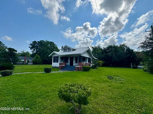 805 Saint Clair St Photo 1