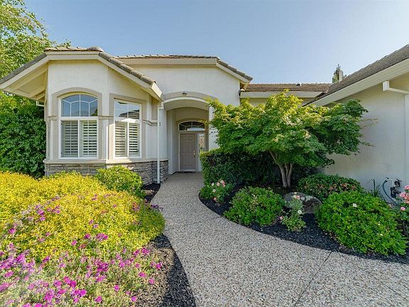 3rd image of 4105 Hearthstone Ln