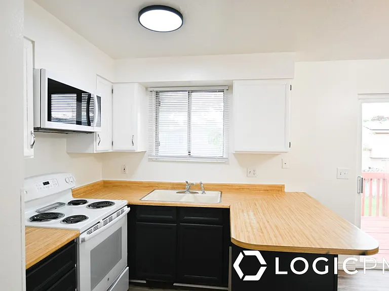 6492 S Fernbrook Dr — Photo 10