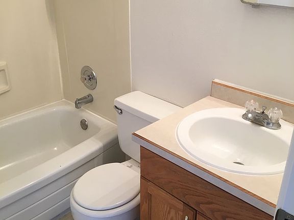 4th image of 2310 10th St S #6