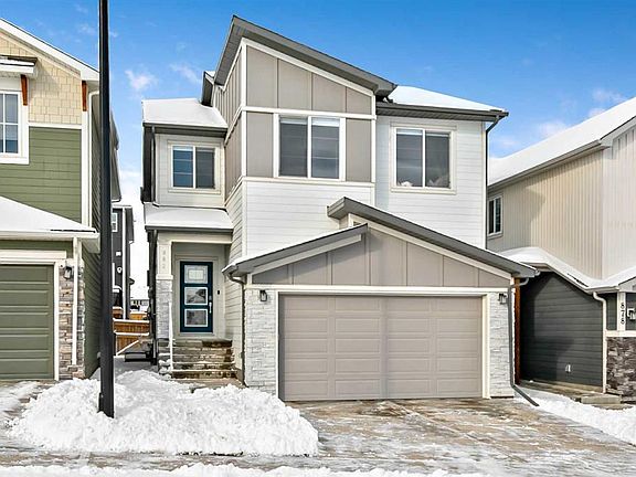 2nd image of 882 E Bluerock Way SW