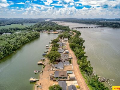 S1138 Platte Shore Dr, Fremont, NE, 68025