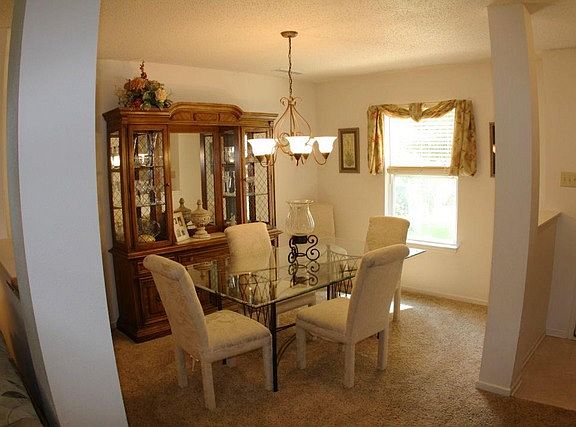 3rd image of 3226 Carica Dr