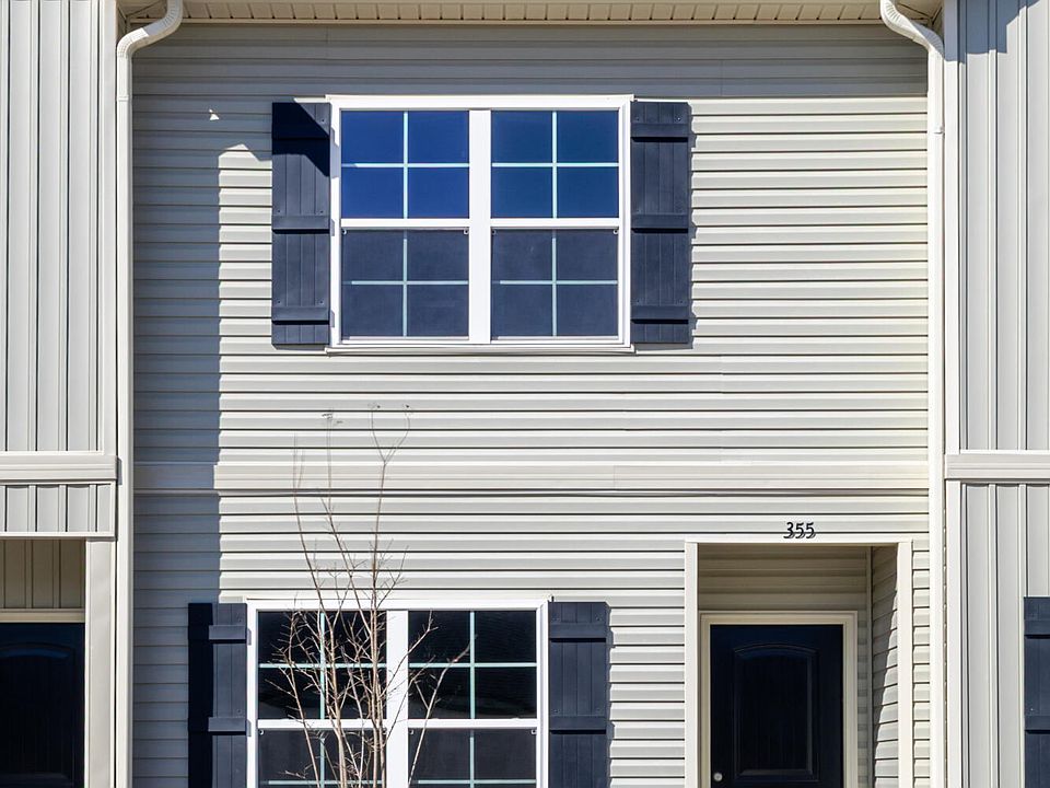 1st image of 355 Bordeaux Drive