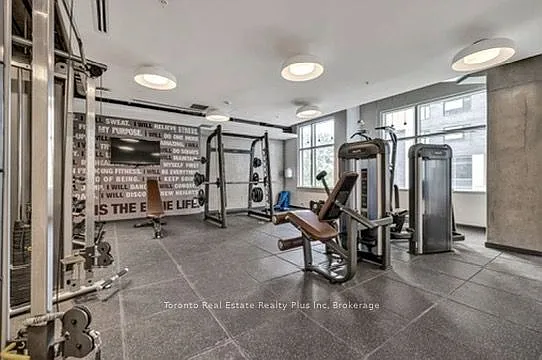 105 Champagne Ave S #1918 — Photo 6