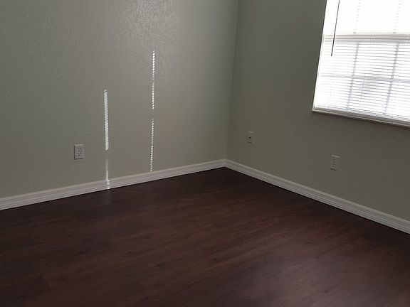 4th image of 1059 Tompkins Dr