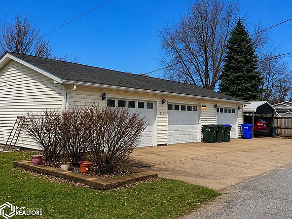 2nd image of 1117 Avenue D