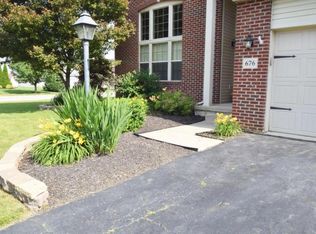676 Norfolk Sq S, Pickerington, OH 43147