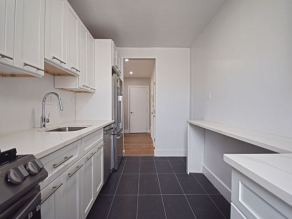 5th image of 2781A Ocean Ave #6J