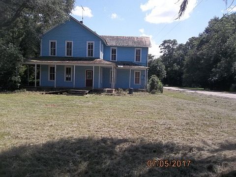 1st image of 14 Railroad Ave