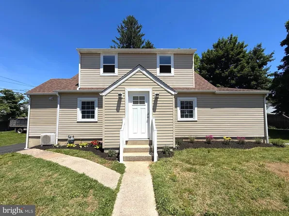 407 W Summit Ave, Wilmington, DE 19804