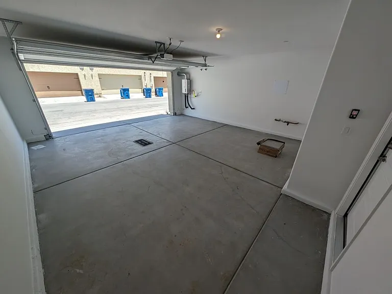 3509 Golden Chariot Ave — Photo 24
