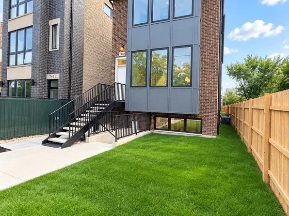 (undisclosed Address), Chicago, IL 60612