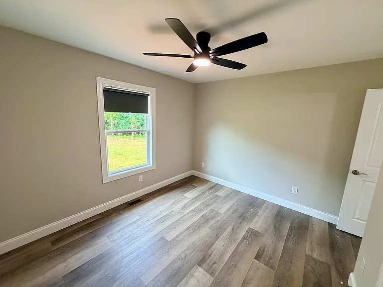 6415 Little Mountain Rd — Photo 42