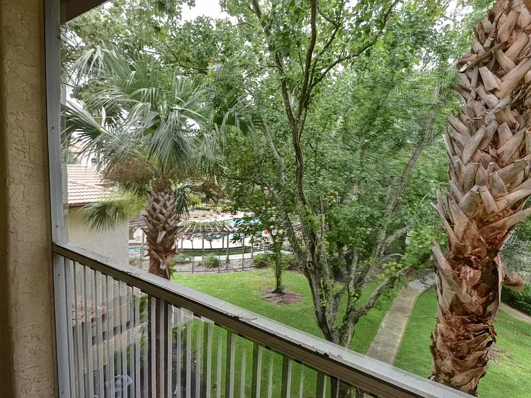 826 Camargo Way #305 — Photo 10