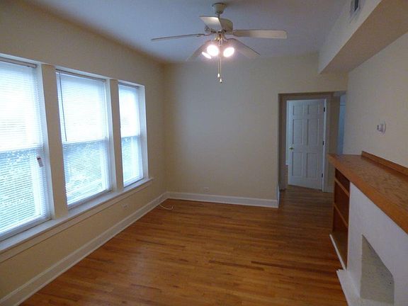 3rd image of 4608 N Monticello Ave #1