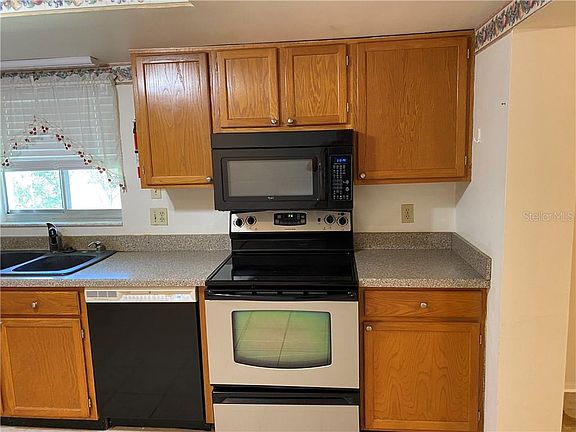 4th image of 5410 Silent Brook Dr