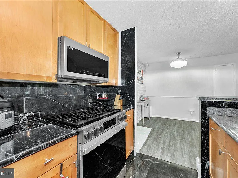 60 S Van Dorn St #511 — Photo 24