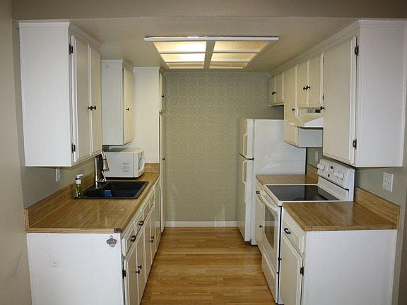 4th image of 4615 Felton St APT 4