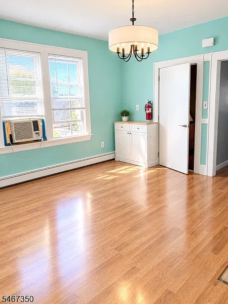 2 bed, 1.0 bath, $2,200 — Photo 2