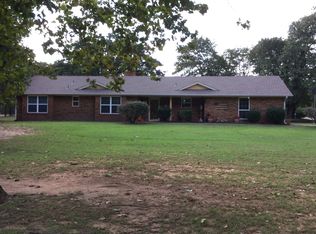 17206 Walker Rd, Shawnee, OK 74801