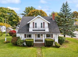 385 Broadway, Rockland, ME 04841