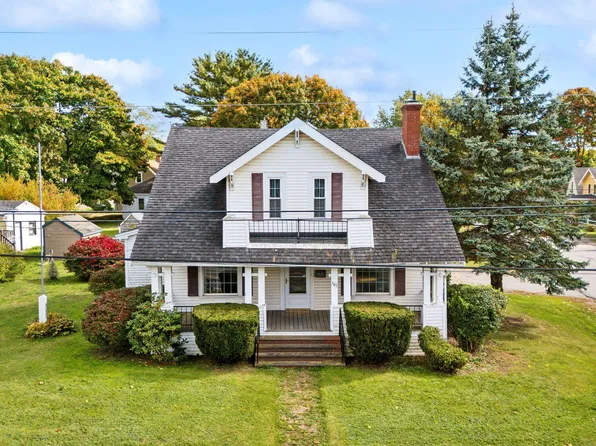 385 Broadway, Rockland, ME 04841