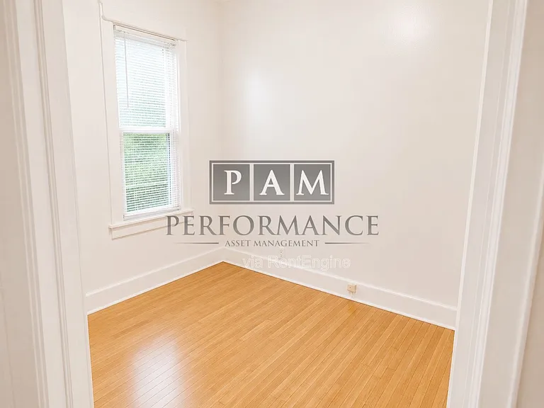 2555 N Humboldt Blvd #1 — Photo 9