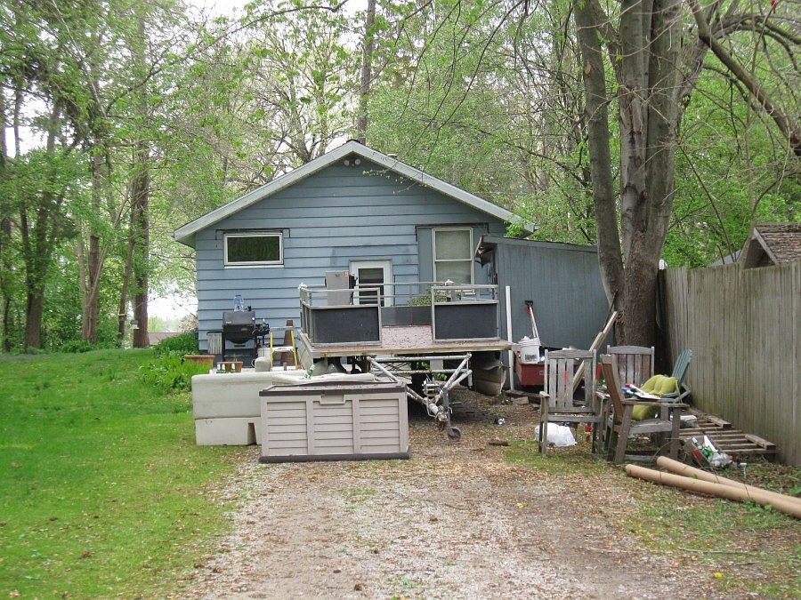 1st image of 10592 Pine Bluff Ave