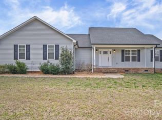 3897 Ritchie Rd, Lincolnton, NC 28092
