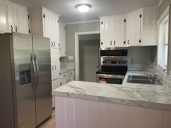 4th image of 209 Wayne Ave