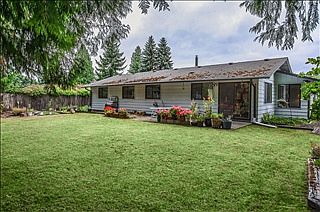 4th image of 479 NE Conifer Dr