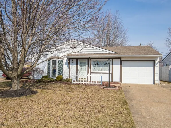 2213 Crehore St, Lorain, OH 44052