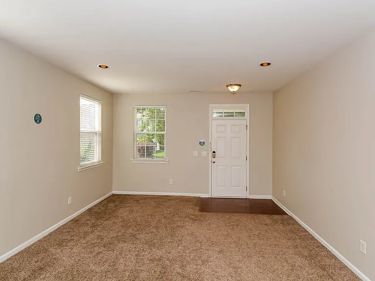 150 Coalyard Dr — Photo 4