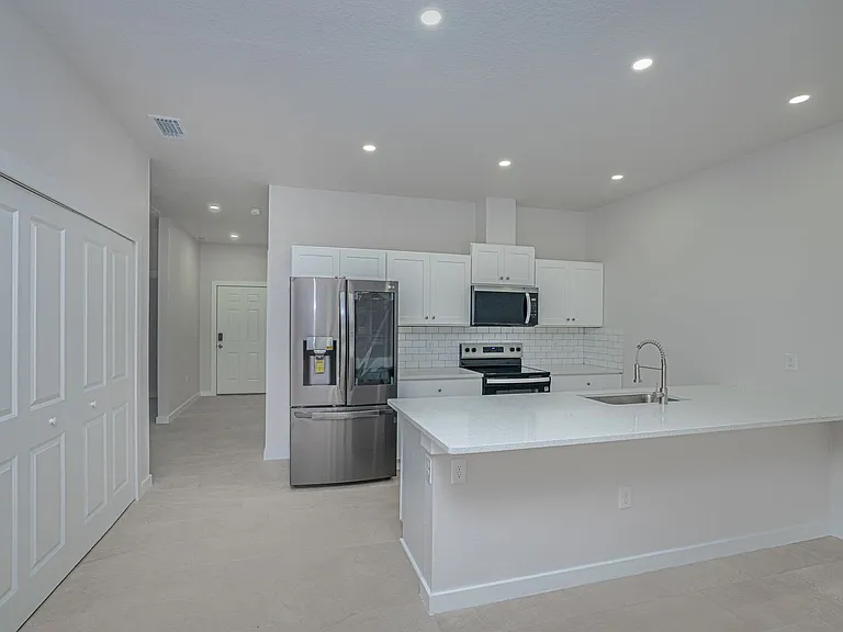 315 San Marco Ave — Photo 13