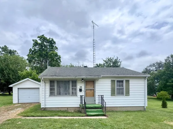 281 S 8th St, Albion, IL 62806