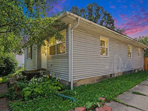 244 Majestic St SE, Kentwood, MI 49548
