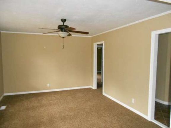 3rd image of 118 Hamm St