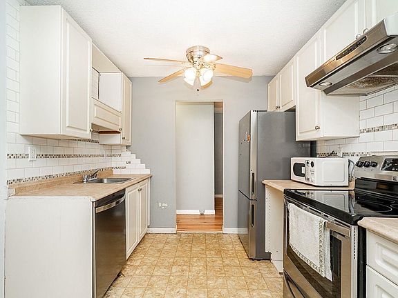 4th image of 8635 120th St #135B