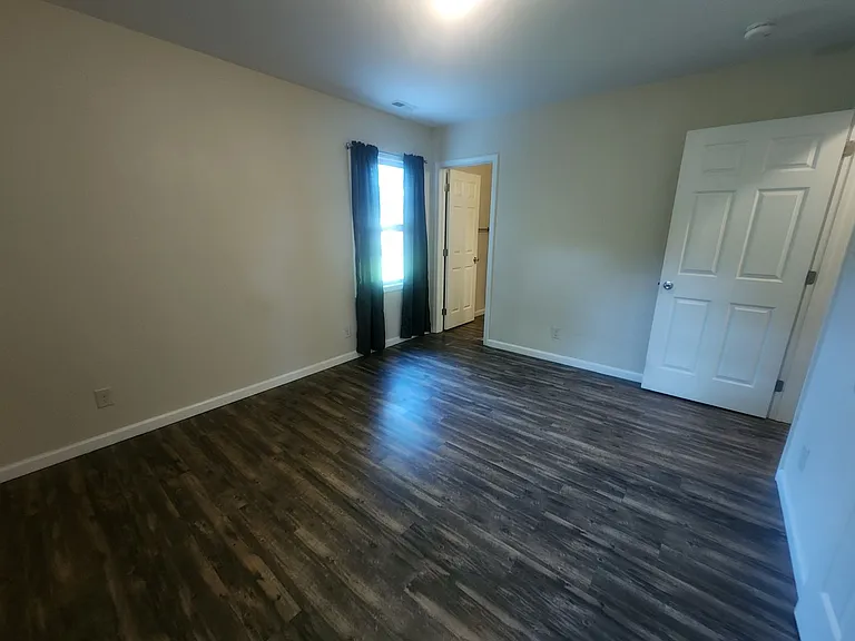 6495 Portsmouth Dr — Photo 12