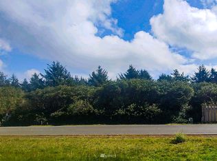350 Ocean Shores Blvd SW, Ocean Shores, WA 98569