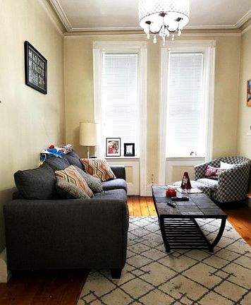 2nd image of 110 Sussex St
