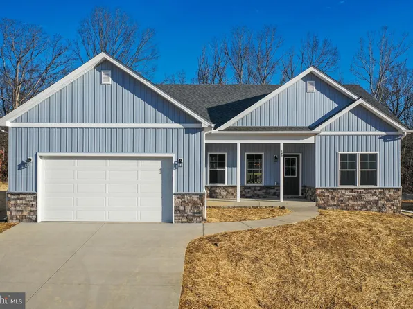 189 Larimar Ln, Inwood, WV 25428